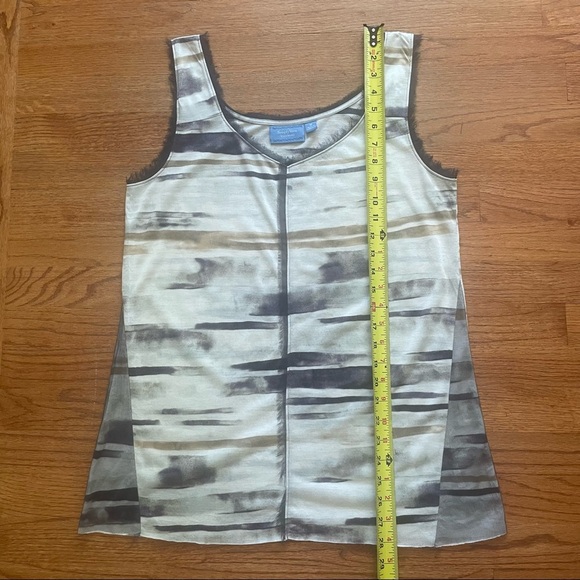 Simply Vera Wang sleeveless top size M - Picture 13 of 13